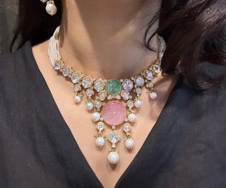 Eira - Pink Doublet Necklace Set