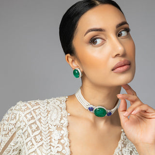 Inaya - Pearl choker set